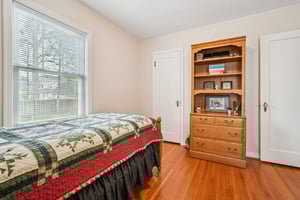 W Westfield Blvd-S0304-030.jpg