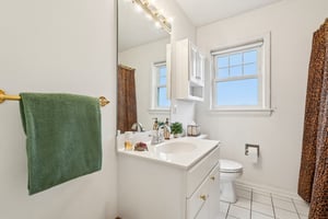 W Westfield Blvd-S0304-031.jpg