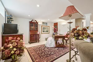 W Westfield Blvd-S0304-042.jpg