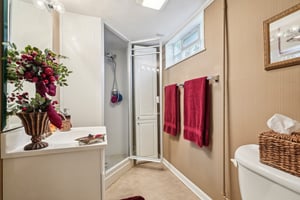 W Westfield Blvd-S0304-048.jpg