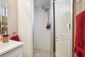 W Westfield Blvd-S0304-049.jpg