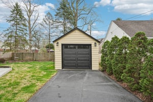 W Westfield Blvd-S0304-061.jpg