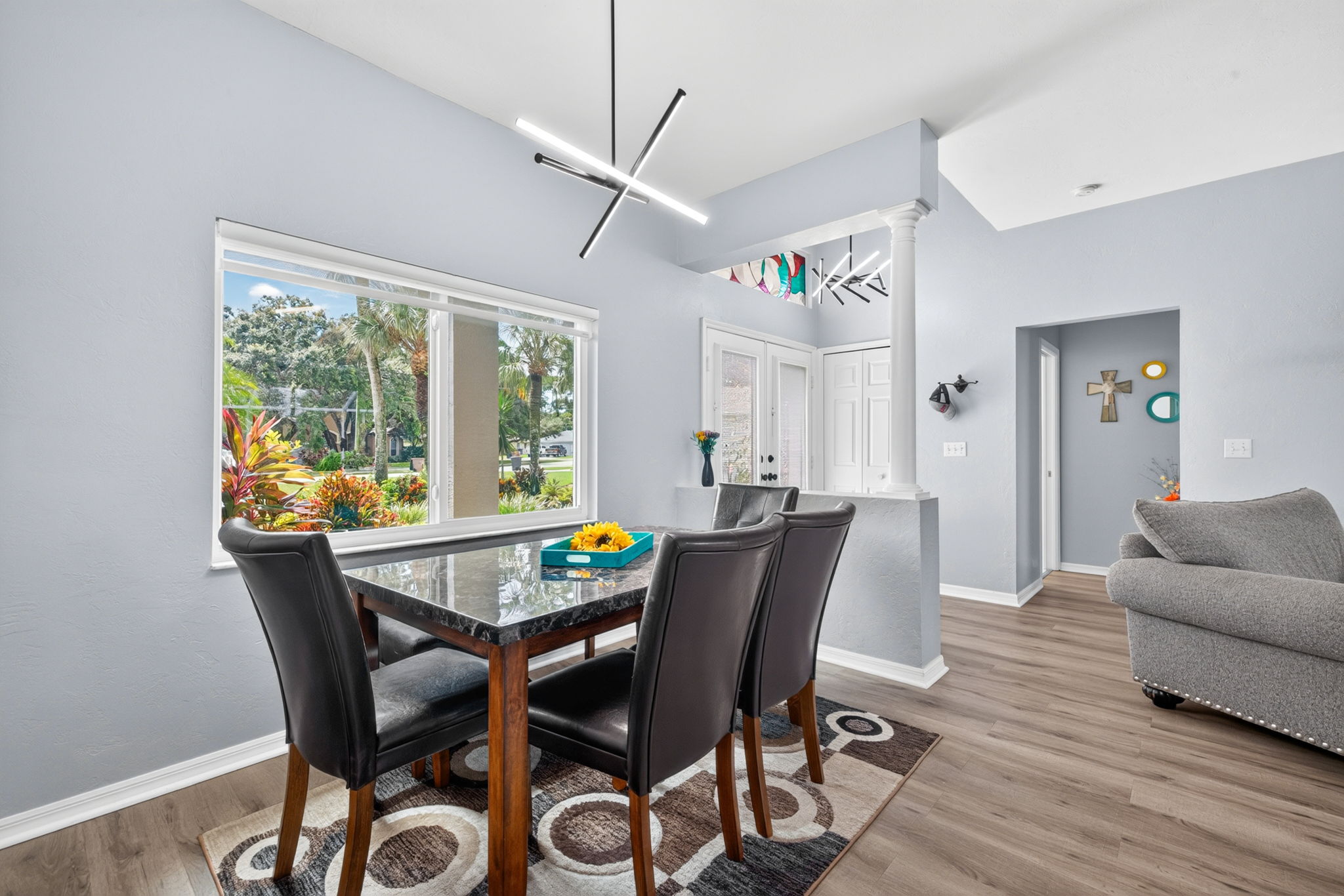 Dining Room 2 of 2