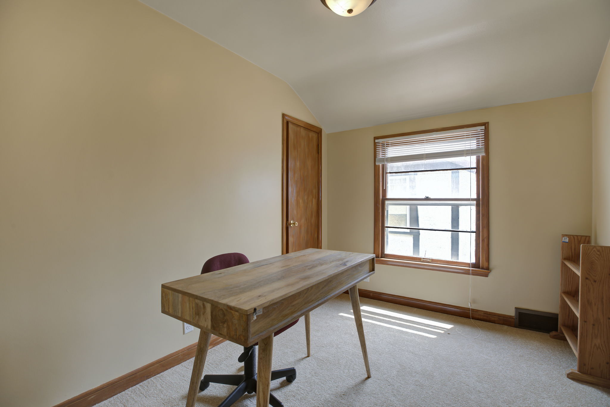  2611 N Thomas Ave, Minneapolis, MN 55411, US Photo 11