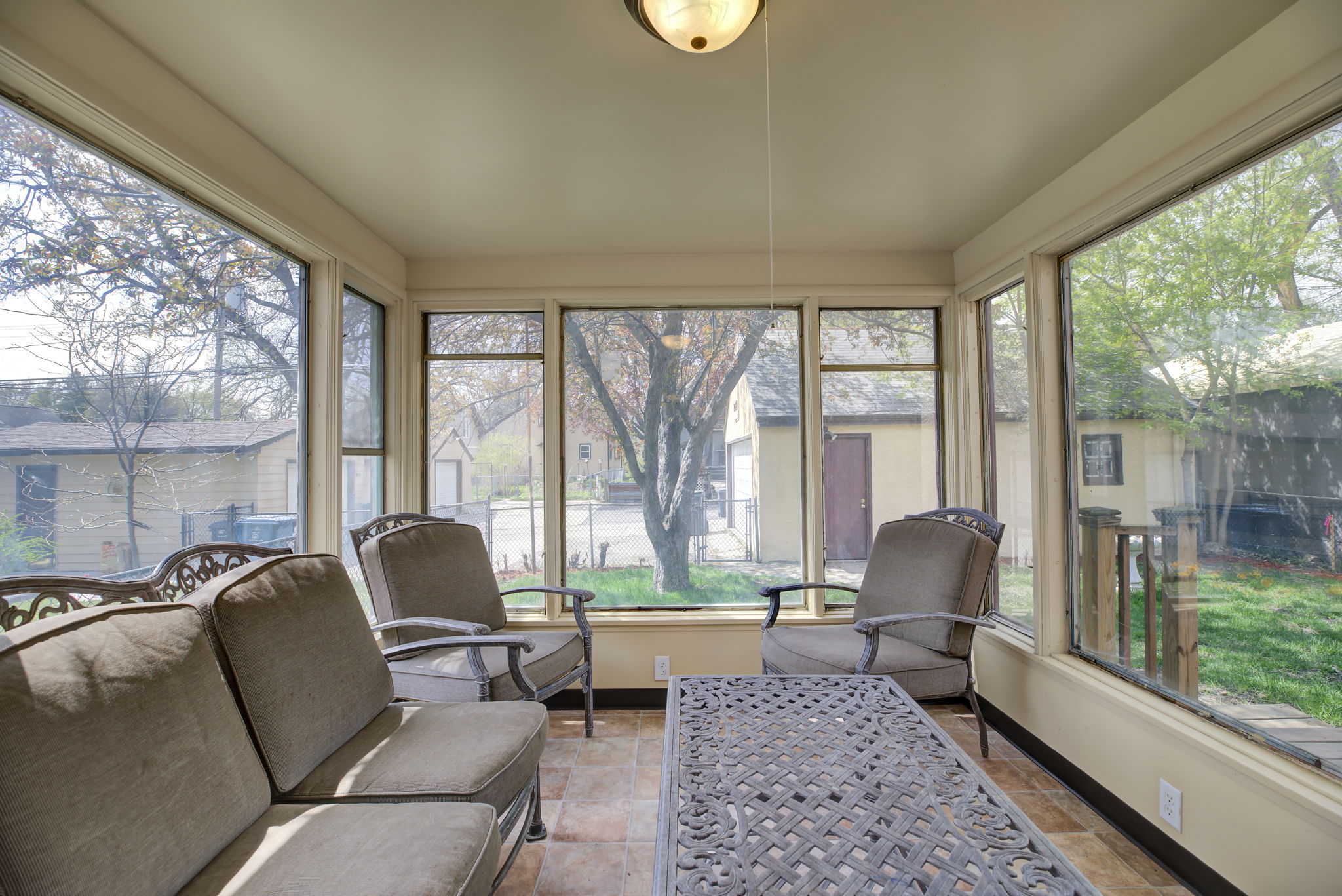  2611 N Thomas Ave, Minneapolis, MN 55411, US Photo 15
