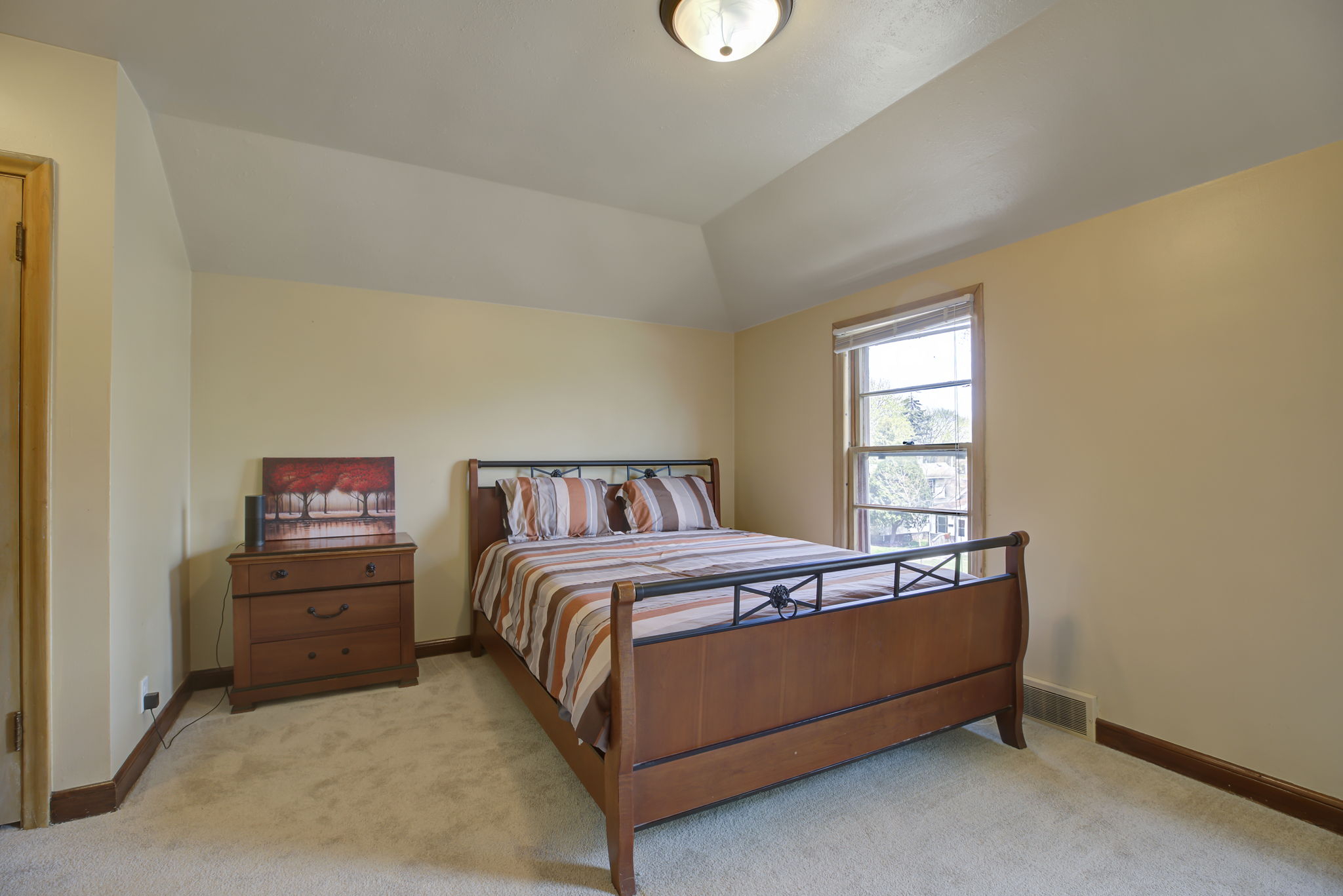  2611 N Thomas Ave, Minneapolis, MN 55411, US Photo 12
