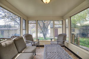  2611 N Thomas Ave, Minneapolis, MN 55411, US Photo 14