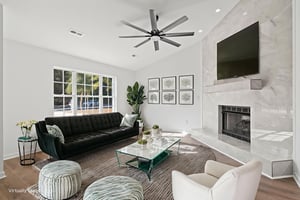 DSC04512 virtually staged.jpeg