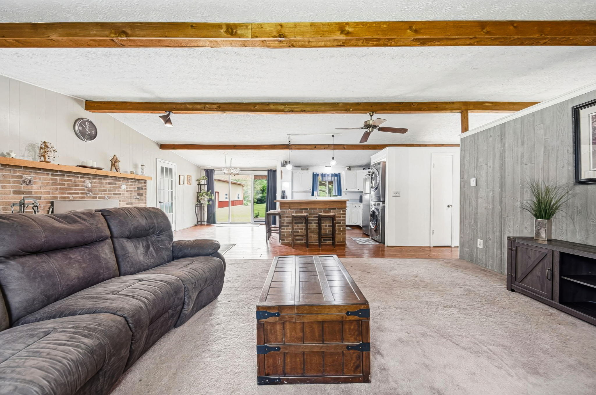 B.B. - 2612 Caledonia-Northern Rd, Caledonia-14