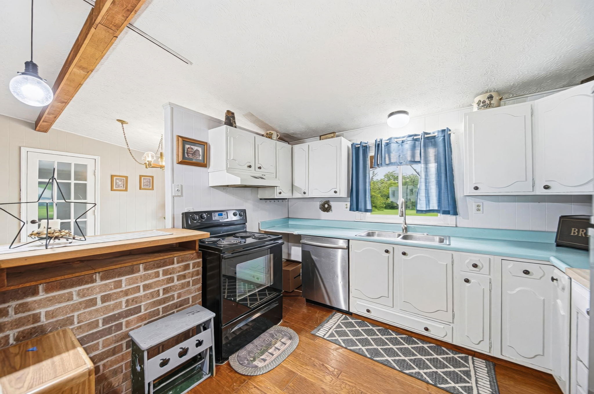 B.B. - 2612 Caledonia-Northern Rd, Caledonia-21