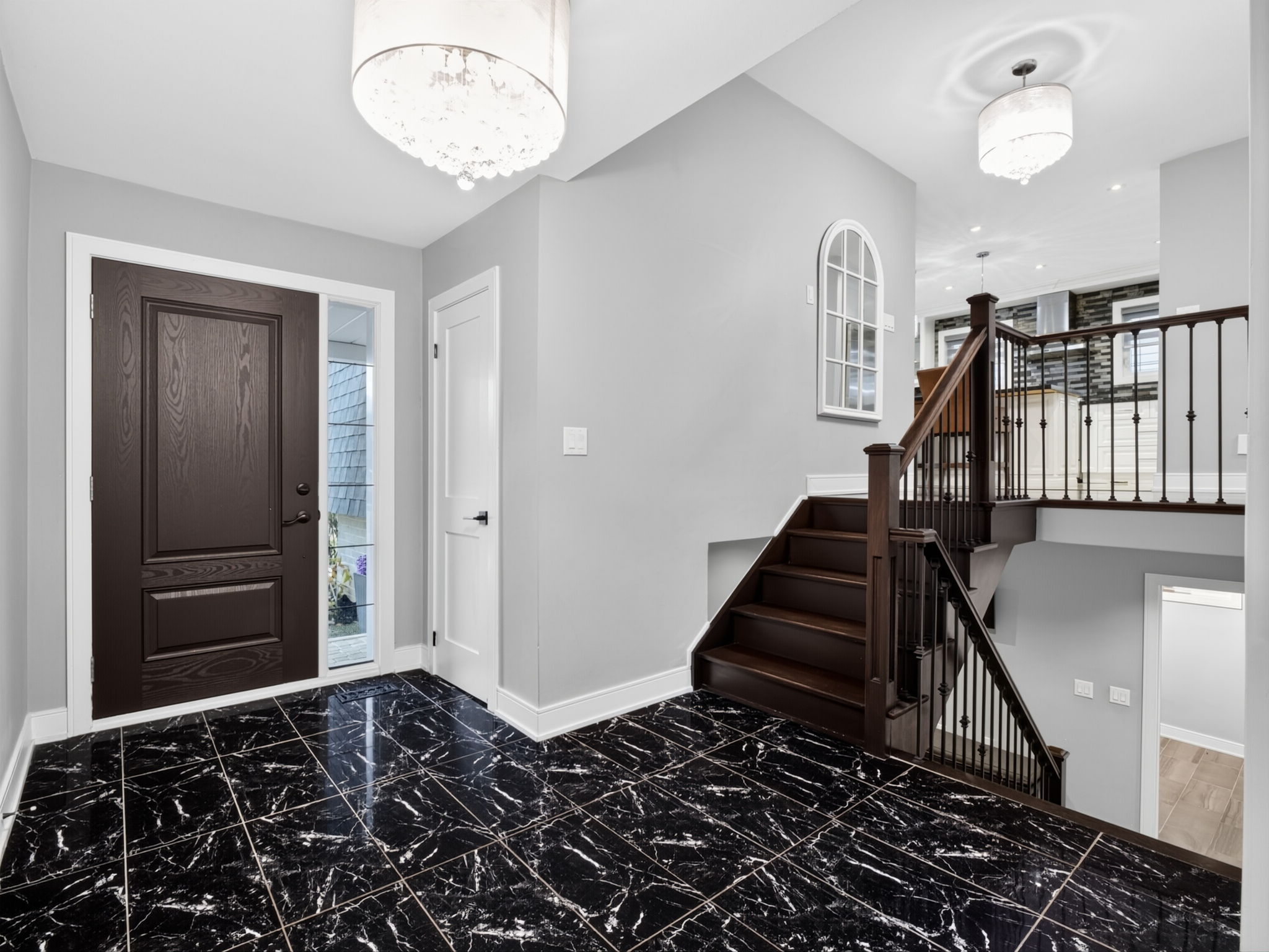 2612 Council Ring Rd Mississauga, ON L5L 1W4