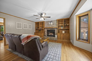  Photo 47
