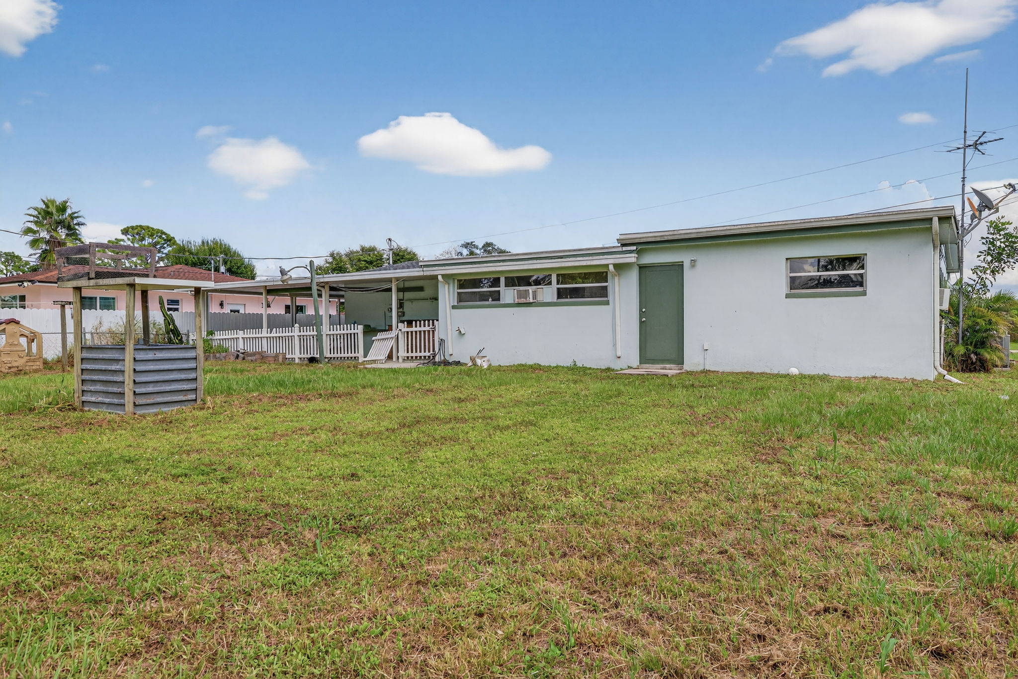 Rear Exterior 2 of 2