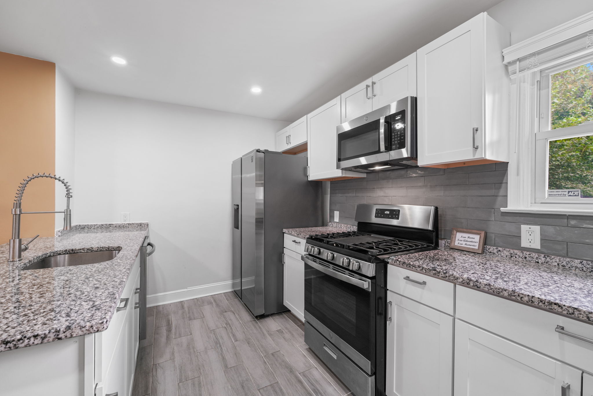 2614 Fort Dr 11