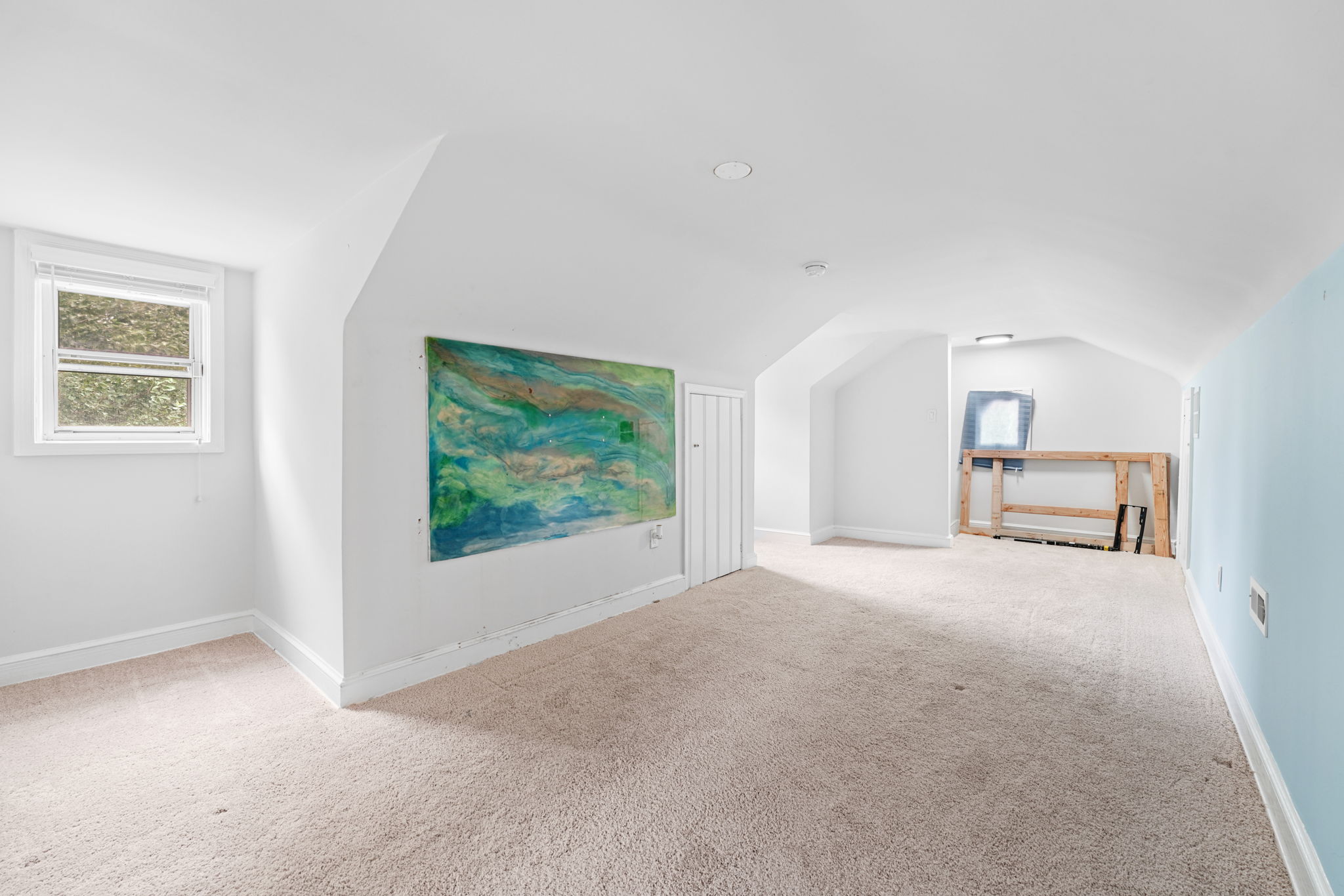 2614 Fort Dr 24