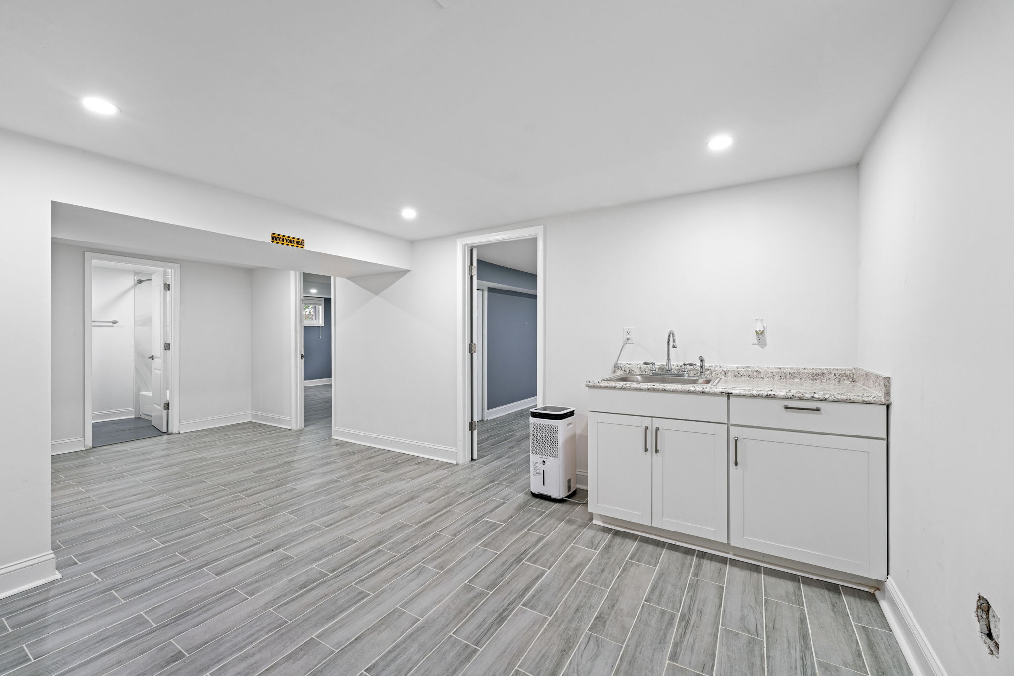 2614 Fort Dr 27
