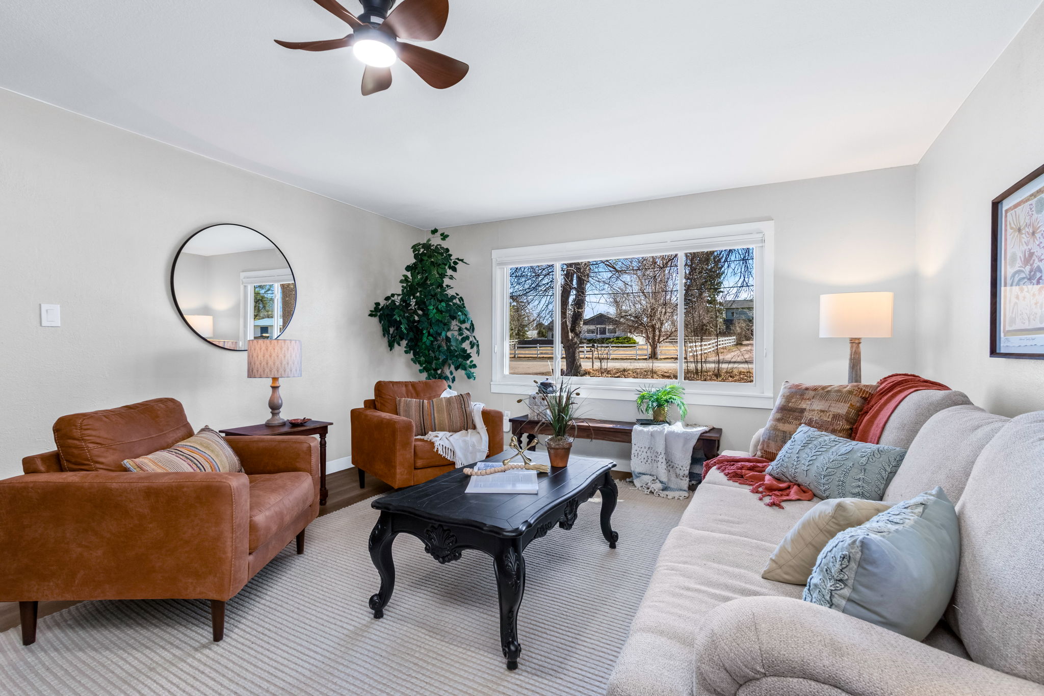 South facing windows allow natural light to pour into the front room which is big enough for both living and dining space. Excellent space for entertaining and living