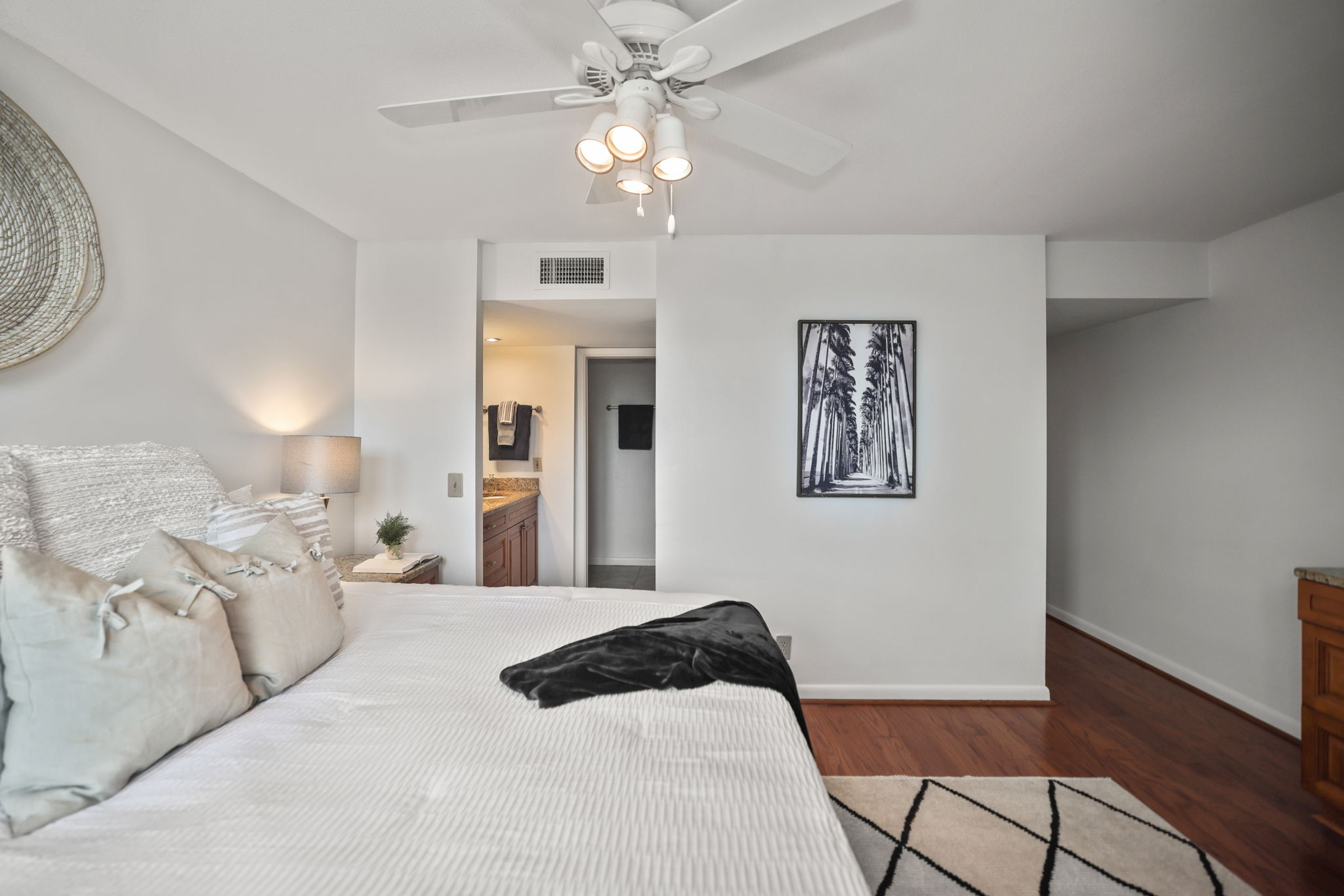 Bedroom 1 - 495A0271