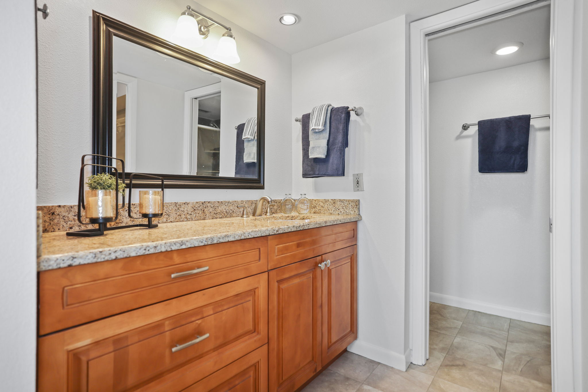 Bathroom 1 - 495A0285