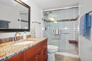 Bathroom 2 - 495A0259