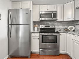 Kitchen - IMG_2470