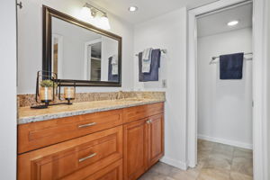 Bathroom 1 - 495A0285