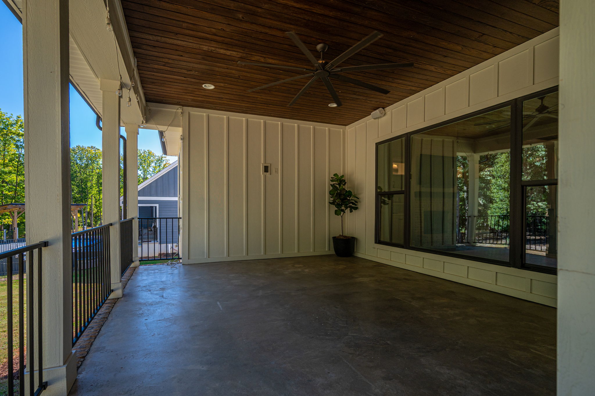  Photo 23