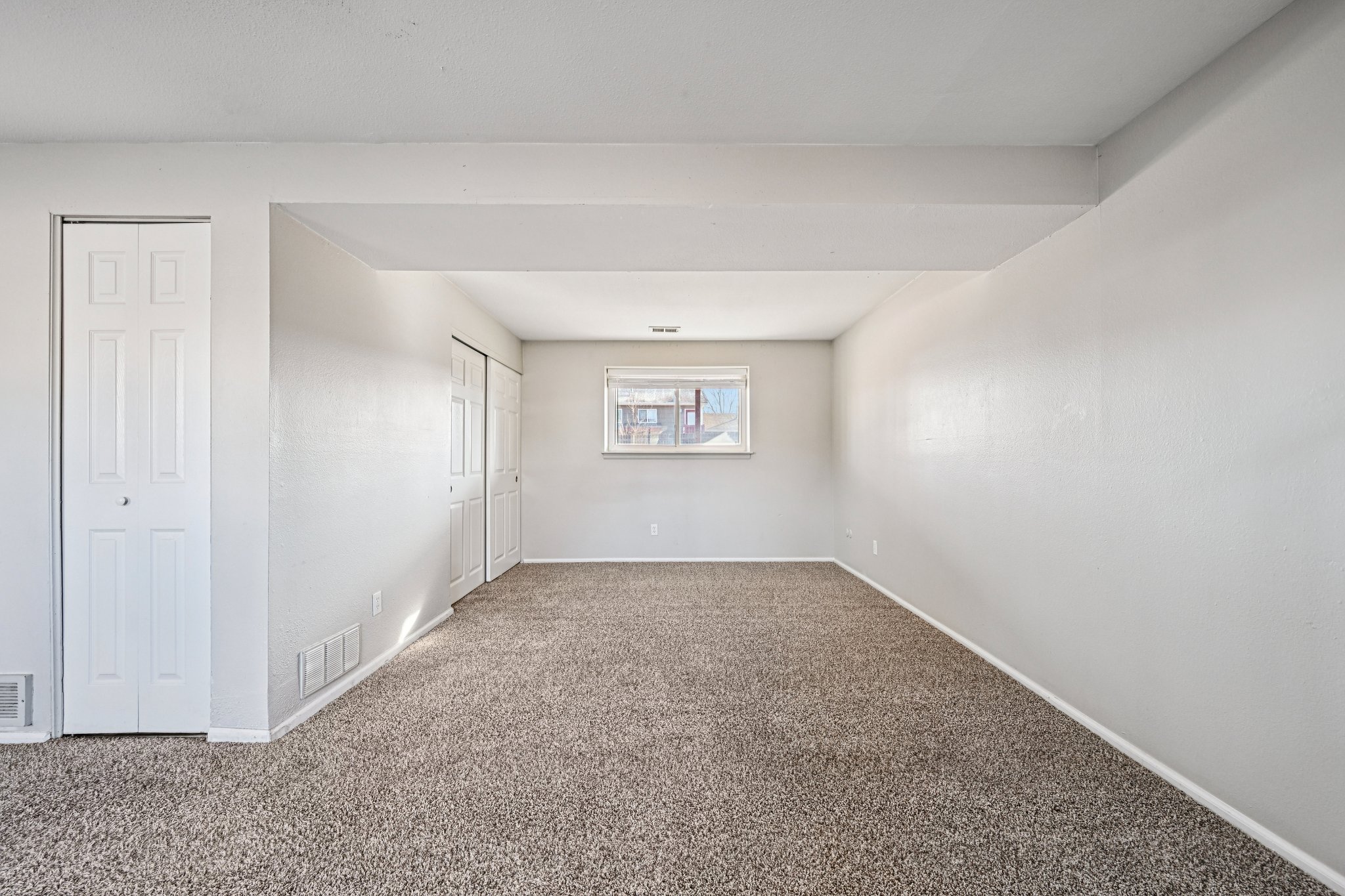 S Laredo Ct-S1402-026.jpg