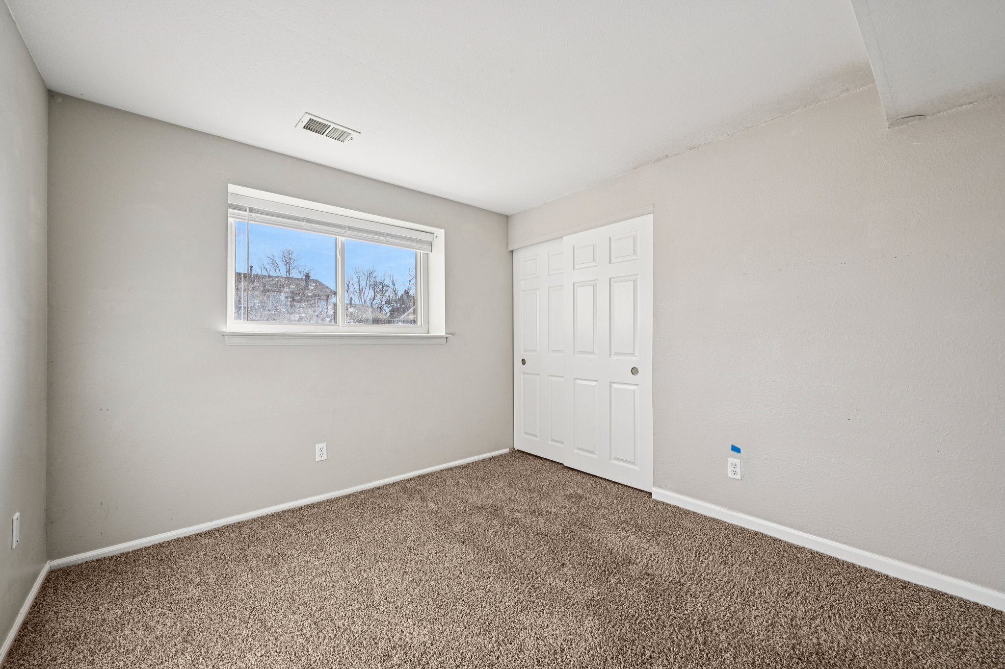 S Laredo Ct-S1402-038.jpg