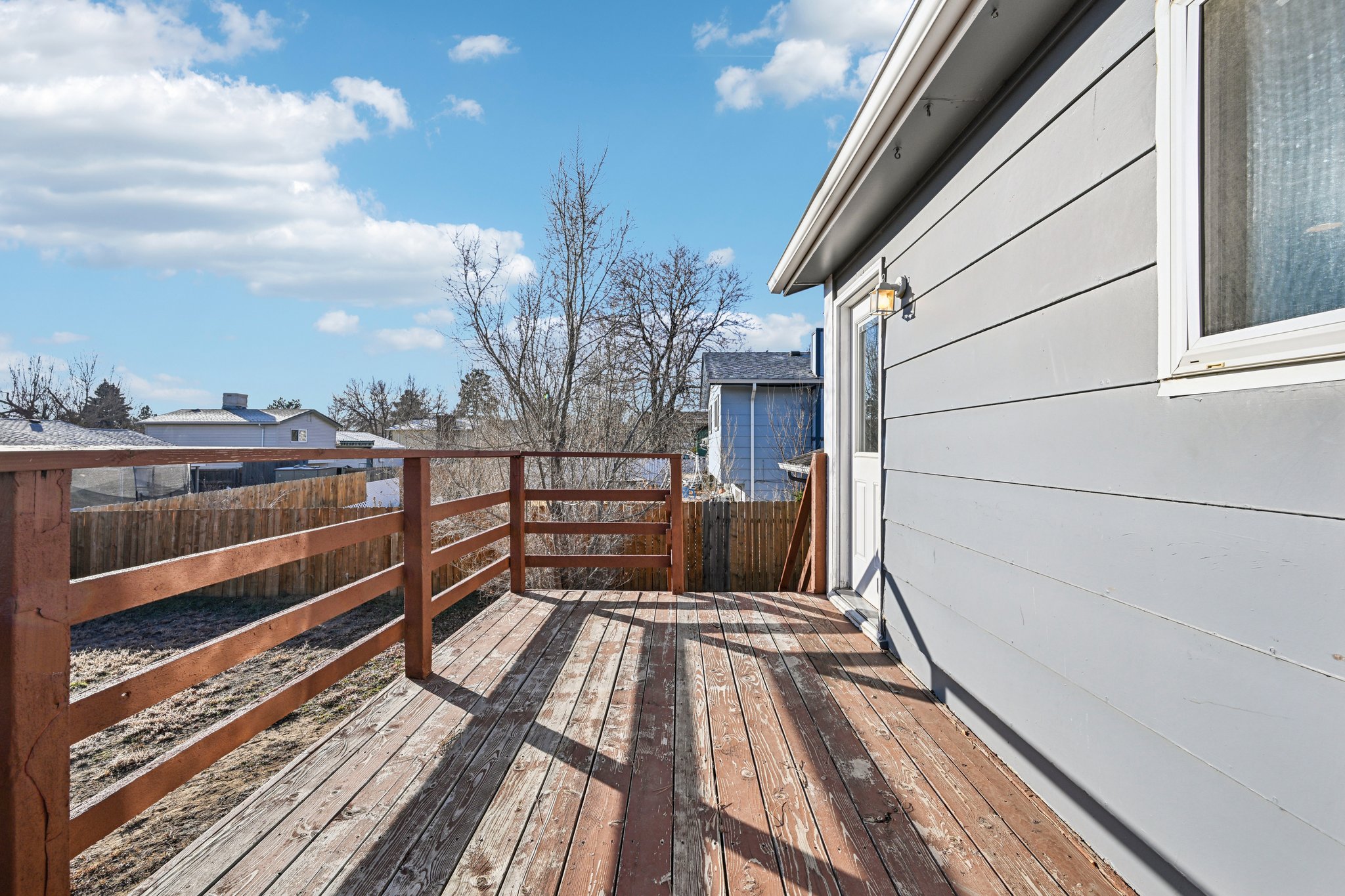 S Laredo Ct-S1402-040.jpg