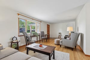 W 40th St-S2404-004.jpg