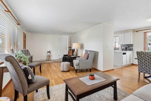 W 40th St-S2404-005.jpg