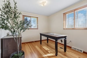 W 40th St-S2404-012.jpg