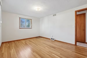 W 40th St-S2404-016.jpg