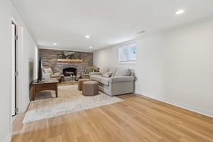 W 40th St-S2404-025.jpg