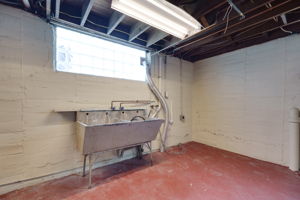  Photo 49