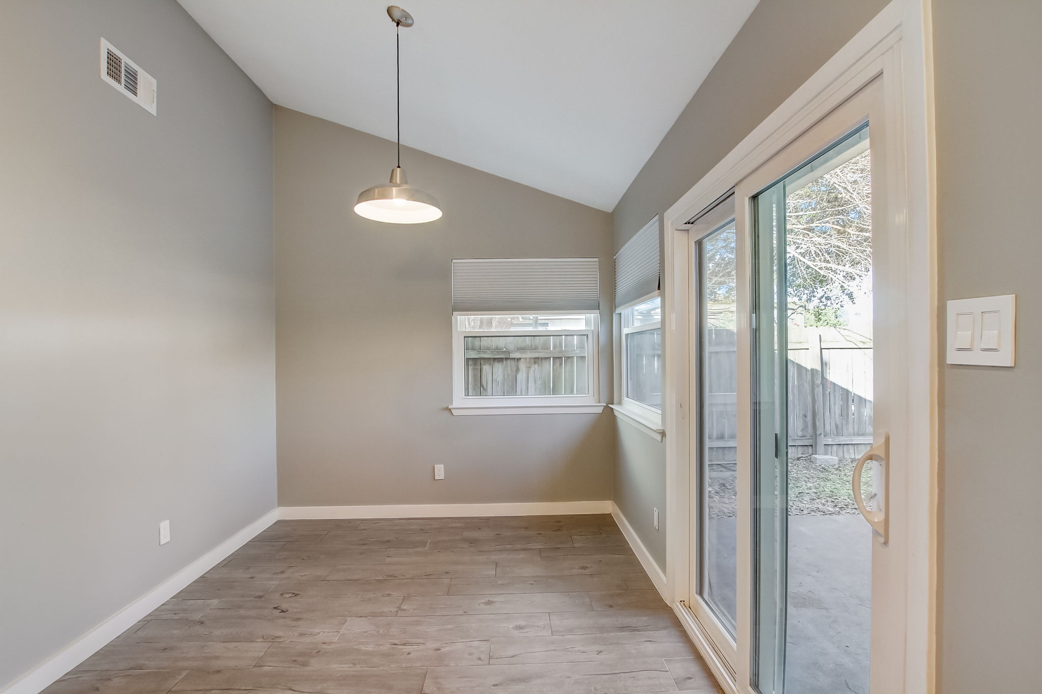 Howellwood Way-014
