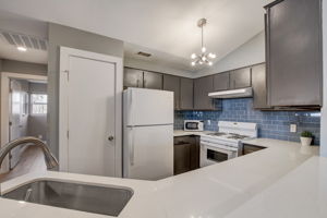 Howellwood Way-011