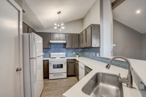 Howellwood Way-012