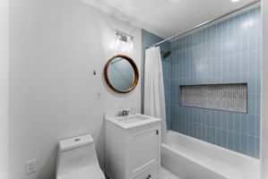  Photo 48