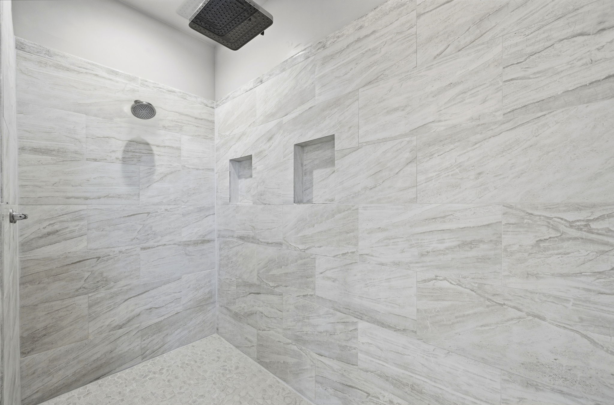 Primary Bathroom 4