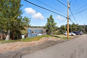  Photo 0