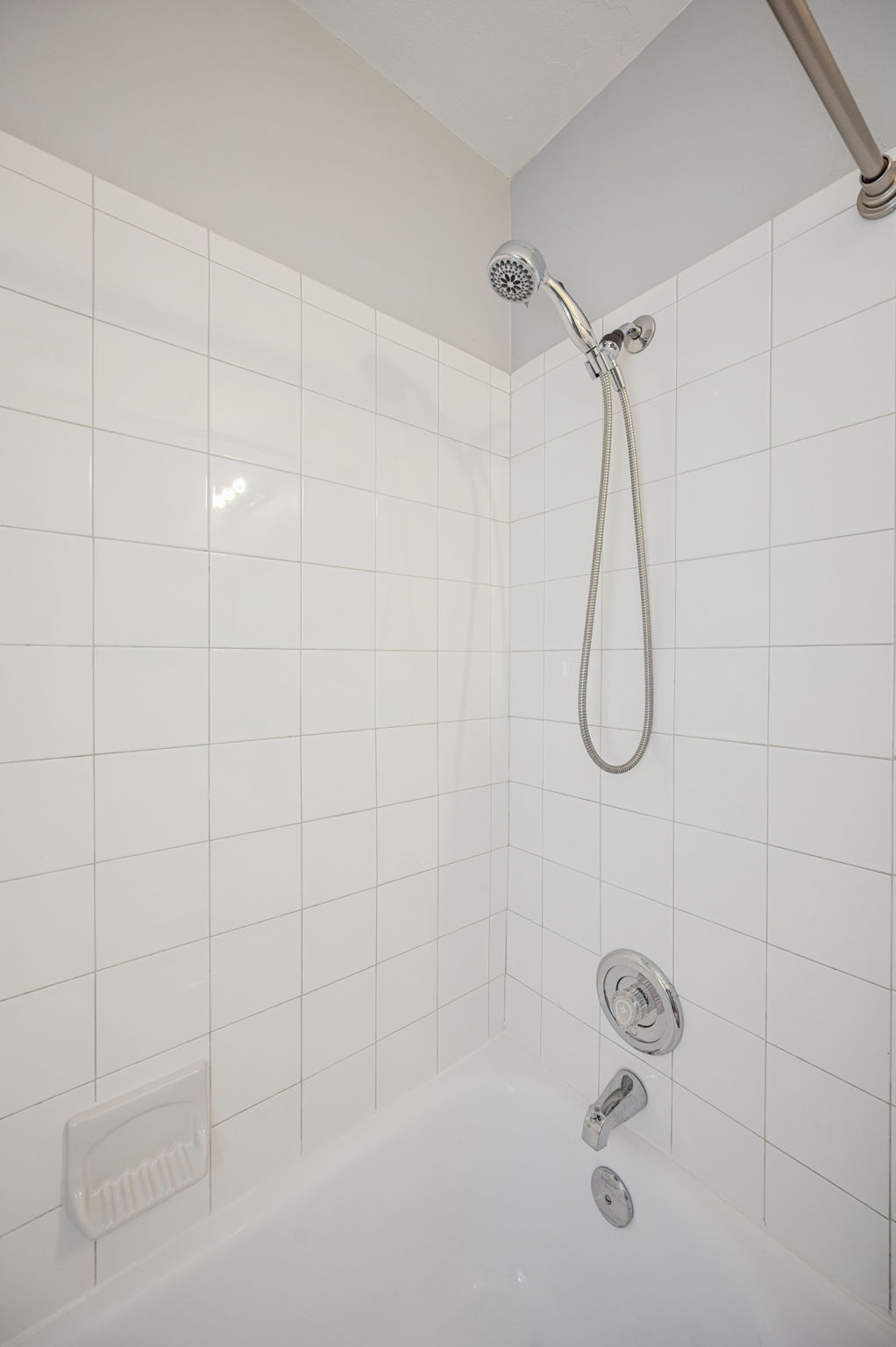 Bathroom1b