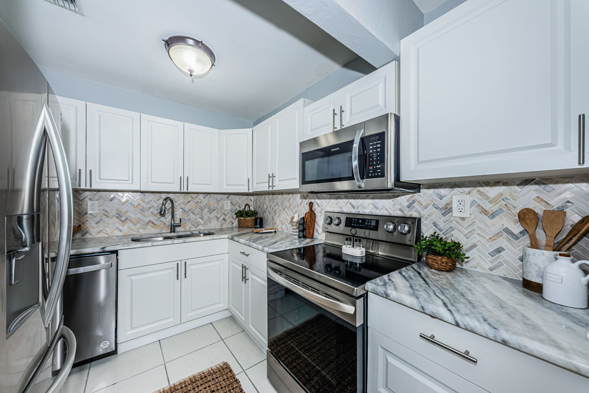 Kitchen 2-3