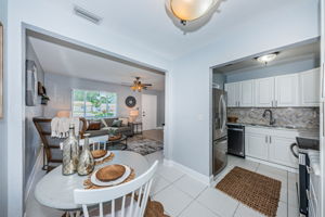 Breakfast Nook 2