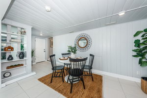 Dining Room 2-2