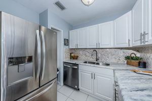 Kitchen 3-3