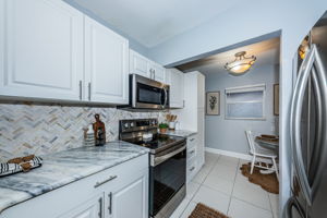 Kitchen 4-3