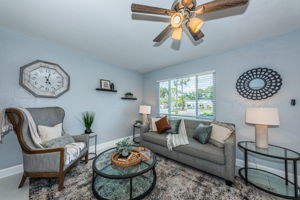 Living Room 5-2