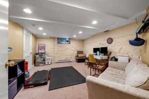 262 Lafayette St unit 2, Salem, MA 01970, USA Photo 48
